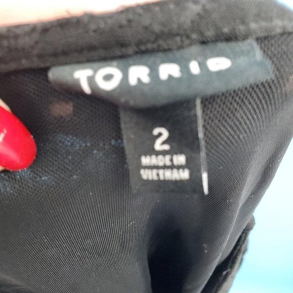 TORRID black sleeveless blouse with eyelets 2XL - Picture 2 of 13